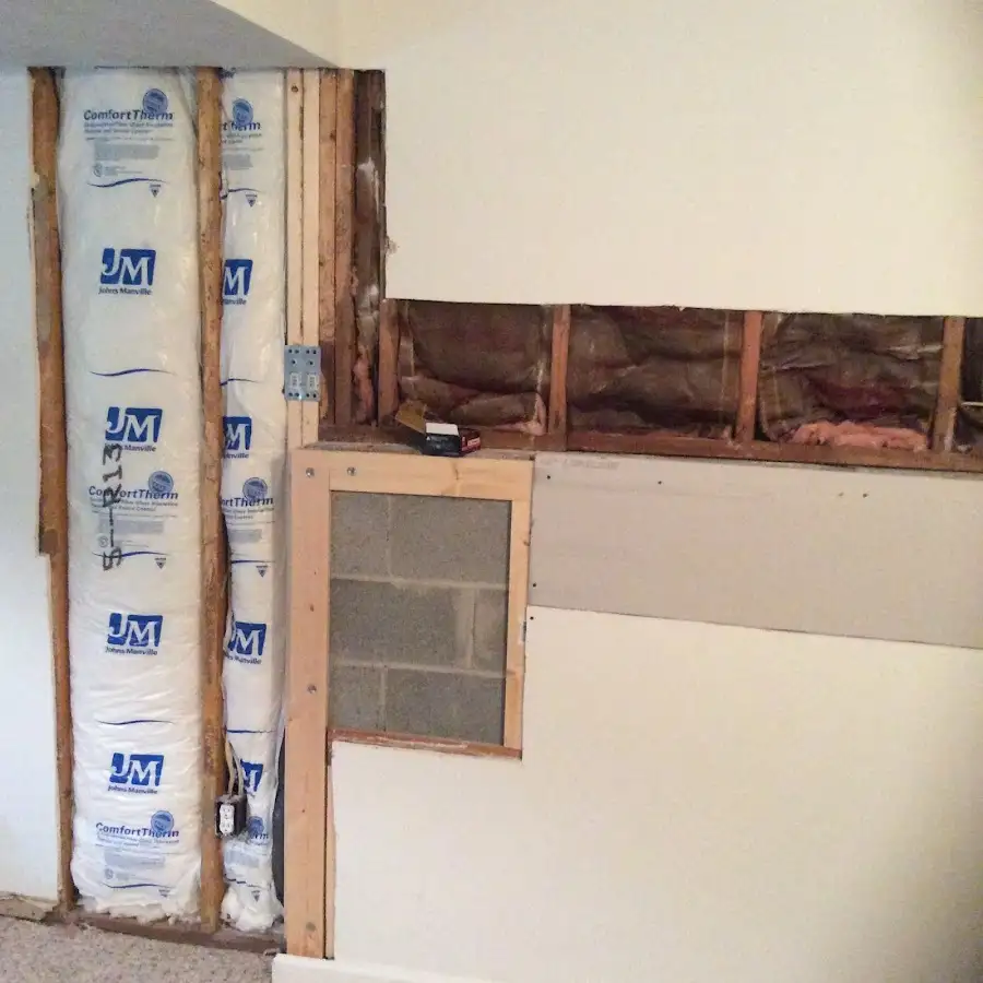 Wall insulation replacement during Structural Drying in Iroquois Point